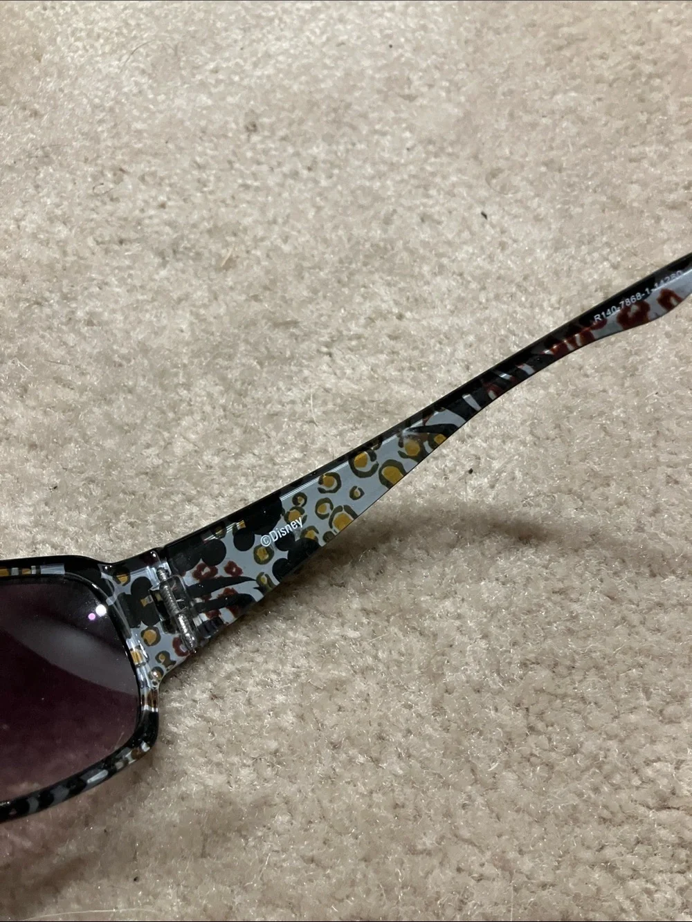Disney Minnie Mouse Classic Black Women's Oversized Sunglasses - Black Lenses